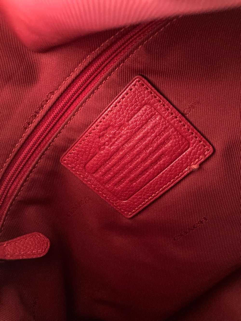 Coach Pebbled Red Leather Turn-Lock Closure Bag - Picture 9 of 15